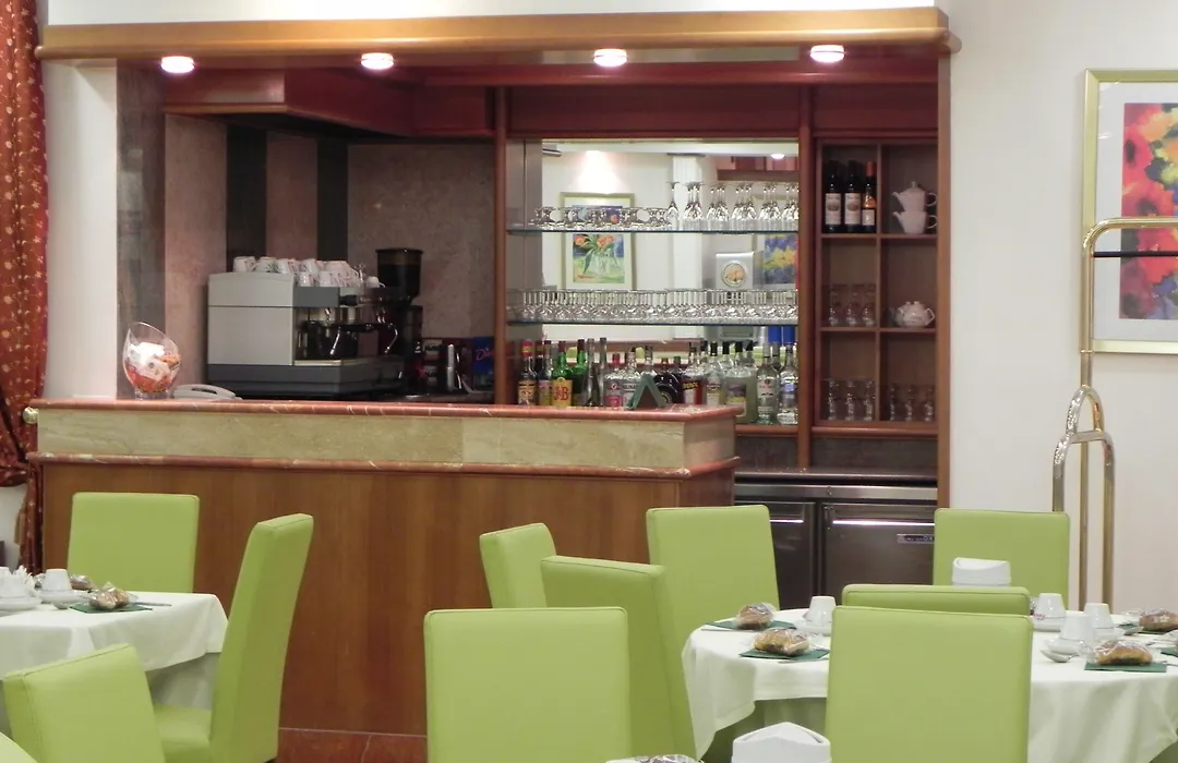 Hotel President Pomezia-1