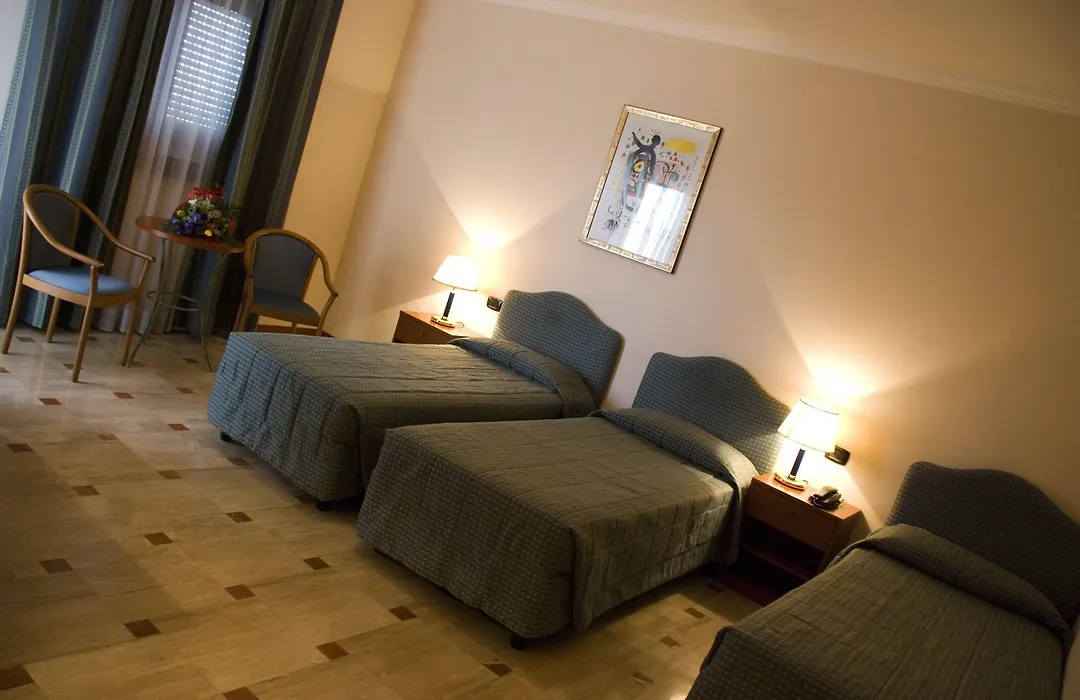 Hotel Palace 2000-1