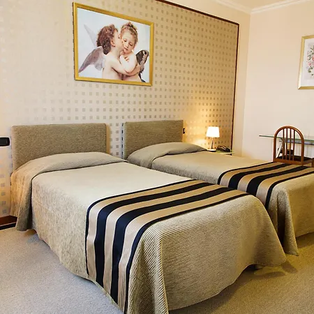 Hotel Palace 2000-3